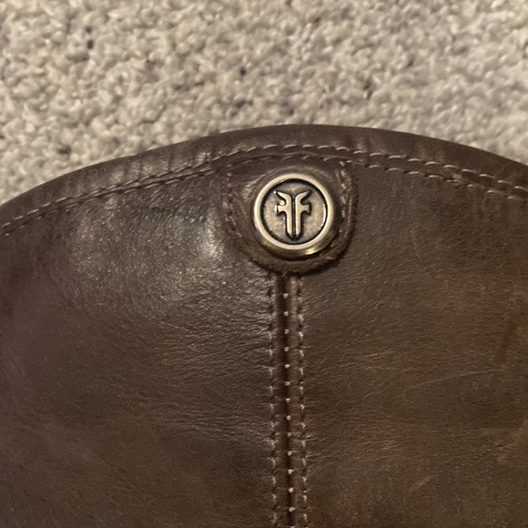 Frye Boots Size 7 - Picture 5 of 6